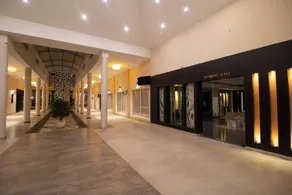 D Wayfarer Inn Resort - Exterior