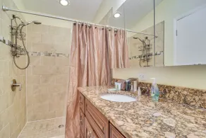 Pet-friendly Tampa Bay Getaway: Walk to the Water! - Innvendig