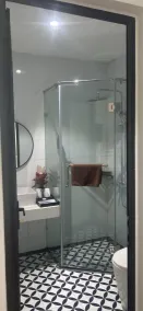 Azen Lakeside Apartment & Hotel - Bathroom