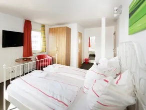 Hotel Goldener Hahn - Habitación
