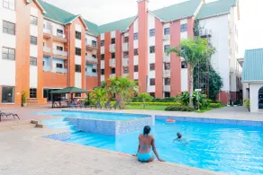 Hawthorn Suites by Wyndham Abuja - Pool