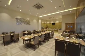 Click Hotel Bhuj - Restaurant