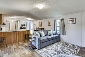 Riverfront Floral City Stay w/ Dock & Hot Tub! - Innenbereich