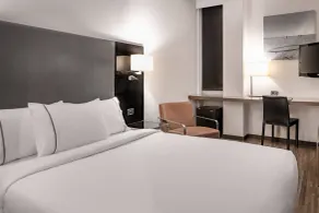 AC Hotel Palacio Universal by Marriott - Værelse