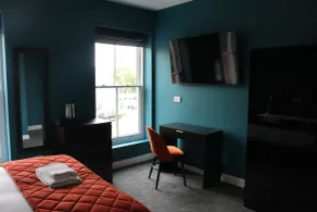 The Royal Alfred - Opposite Central Train Station - Room