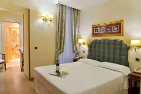 Hotel Homs - Room