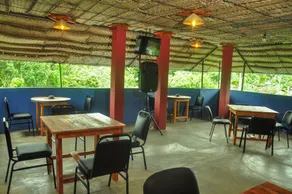Airport Tourist Resort - Restaurant