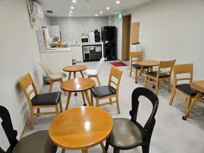 Hotel Leo Changwon Central Branch - Restaurant
