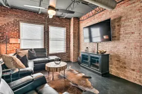 Sleek, Modern Loft in Downtown Springfield! - Interiør