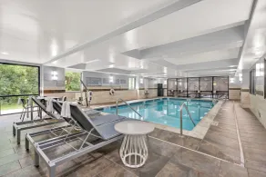 Spark by Hilton Plymouth - Piscine