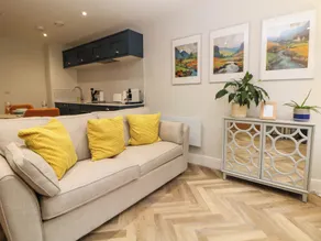28 Rock Mill Holiday Apartments - Living area