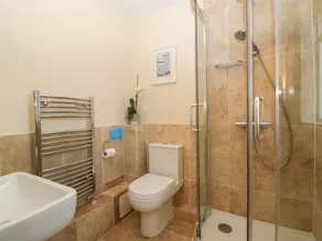 Little Wharf - Bathroom