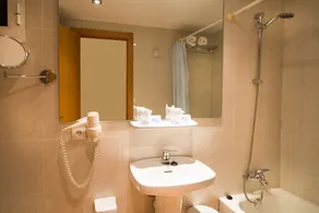 Abelux - Bathroom