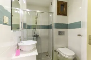 Siper Apartments - Bathroom