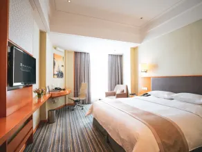 Ramada Plaza Shanghai Pudong Airport - Room