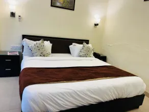 Home in the Hills, Resort & Restaurant - Chambre