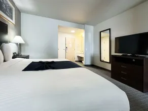 BayVue Hotel, Resort & Suites - Chambre