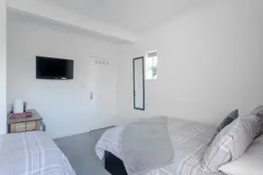 Family room with private bathroom - Værelse