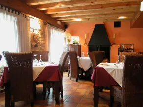 C.T.R. Camino de la Fuentona - Restaurant