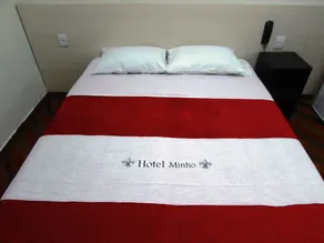 Hotel Minho - Melhor Opção do Centro - 600m do Metrô, Próximo da 25 de Março e Brás - Café da Manhã Incluso e Estacionamento em Frente - Camera