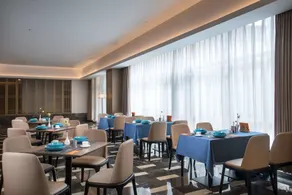 Ramada by Wyndham Zhenjiang City Center - Restaurant