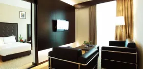 Symphony Suites Hotel - Chambre