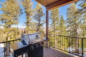 5 Mins to Brian Head Resort: Family Gem w/ Views - Interior