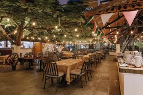 Holiday Inn Merida by IHG - Restaurant