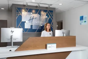 Holiday Inn Express & Suites Clinton by IHG - Réception