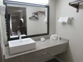 Red Roof Inn Walton, KY - Richwood - Cincinnati Airport South - Baño