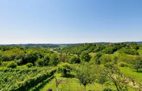 Beautiful Home In Donja Zelina - Ausblick vom Zimmer