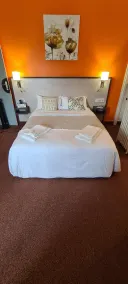 Le 120 - Groupe Logis Hotels - Ex Auberge la Terrasse - Quarto