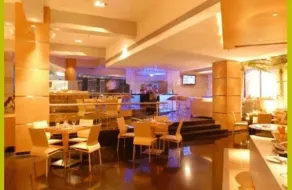 Peninsula Grand - Reception