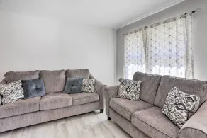 5 Mi to UT: Quiet Toledo Duplex Near Parks! - Innenbereich