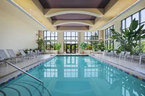 Embassy Suites by Hilton at Hot Springs Convention Center - Piscine
