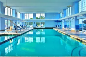 Holiday Inn Express Hotel & Suites Petoskey by IHG - Piscine