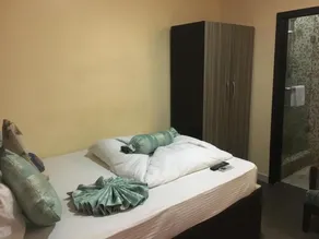 Cynergy Suites Royale - Guest Room - Zimmer