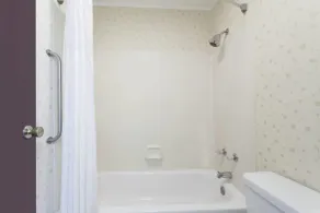 Travelodge by Wyndham Seymour - Salle de bain