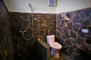 Swar Bali Lodge - Bathroom