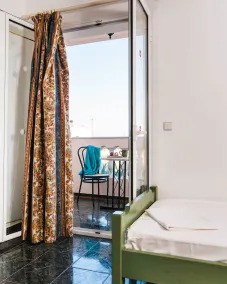 Yiannis Manos Hotel Resort - Vue de la chambre