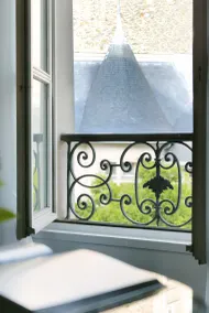 Renaissance Paris Nobel Tour Eiffel Hotel - View from room