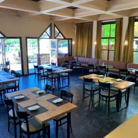 Manzano Resort - Restaurant