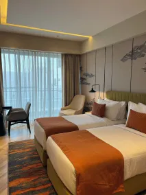 Ramada Encore by Wyndham Gurugram Dwarka Expressway - Room