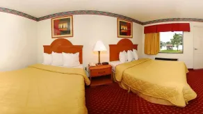 Quality Inn & Suites Mt Dora North - Chambre