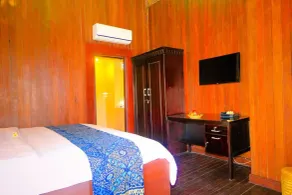 Radiant Jepun Villa - Room