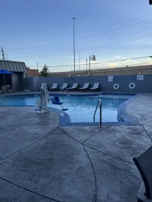 Holiday Inn Express Denver Central - North - Pool