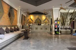 Central Suite Residence - Reception