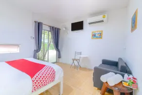 OYO 644 Pong Pai House - Camera