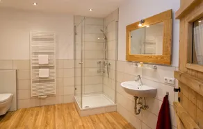 Gasthof zum Hirsch - Bathroom