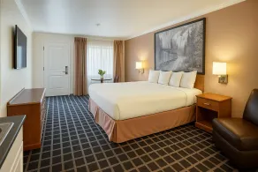 Creekside Inn & Suites - Zimmer